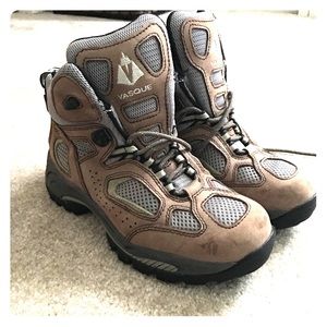Vasque women’s hiking boots